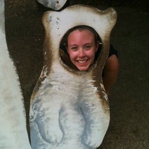 Meet your Posher, Carrie